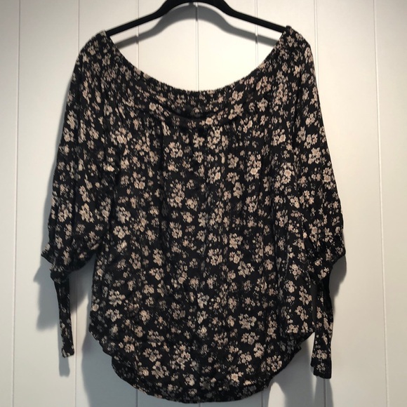 Zenobia black floral off shoulders top 3/4 sleeve w tie flowing bohemian top 1XL - Picture 1 of 8